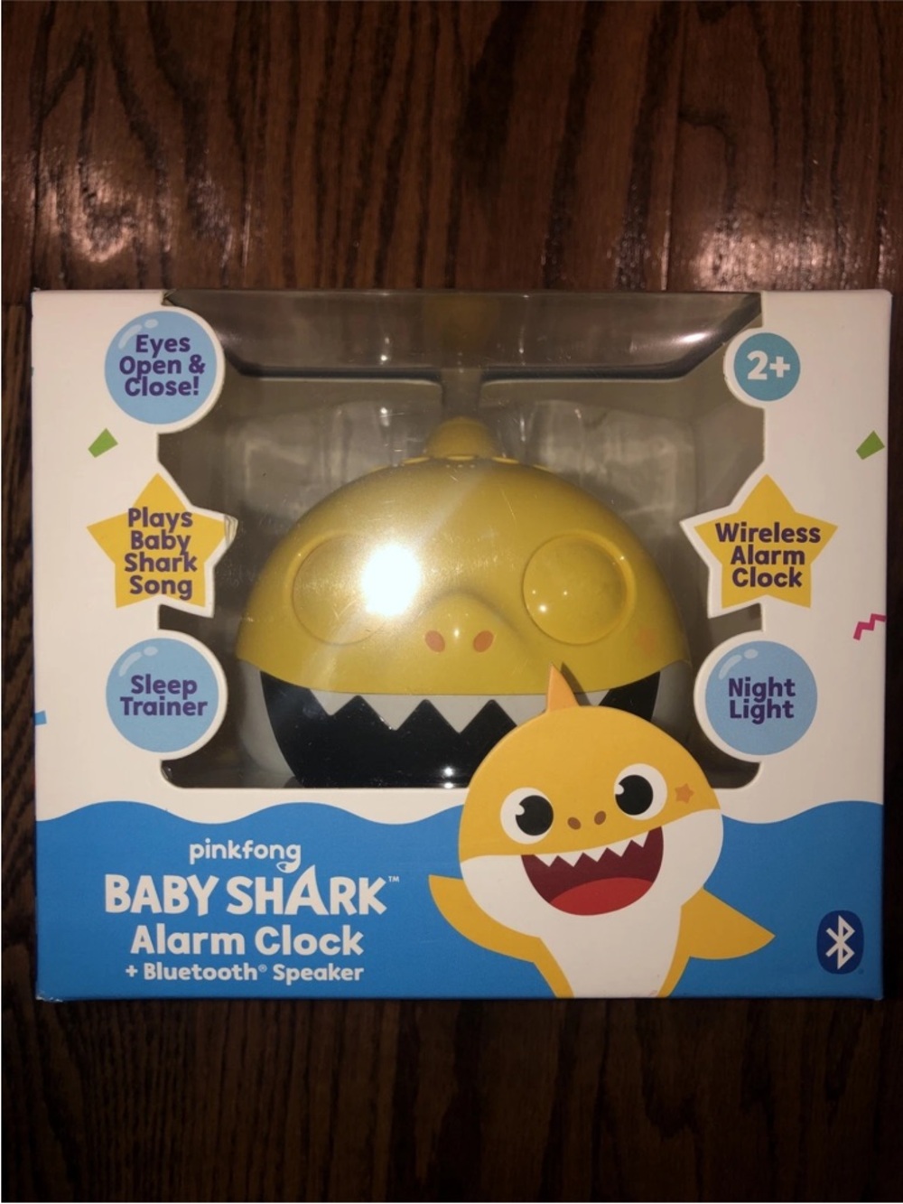 Nickelodeon Pinkfong Baby Shark Alarm Clock Sound Machine with Bluetooth Speaker